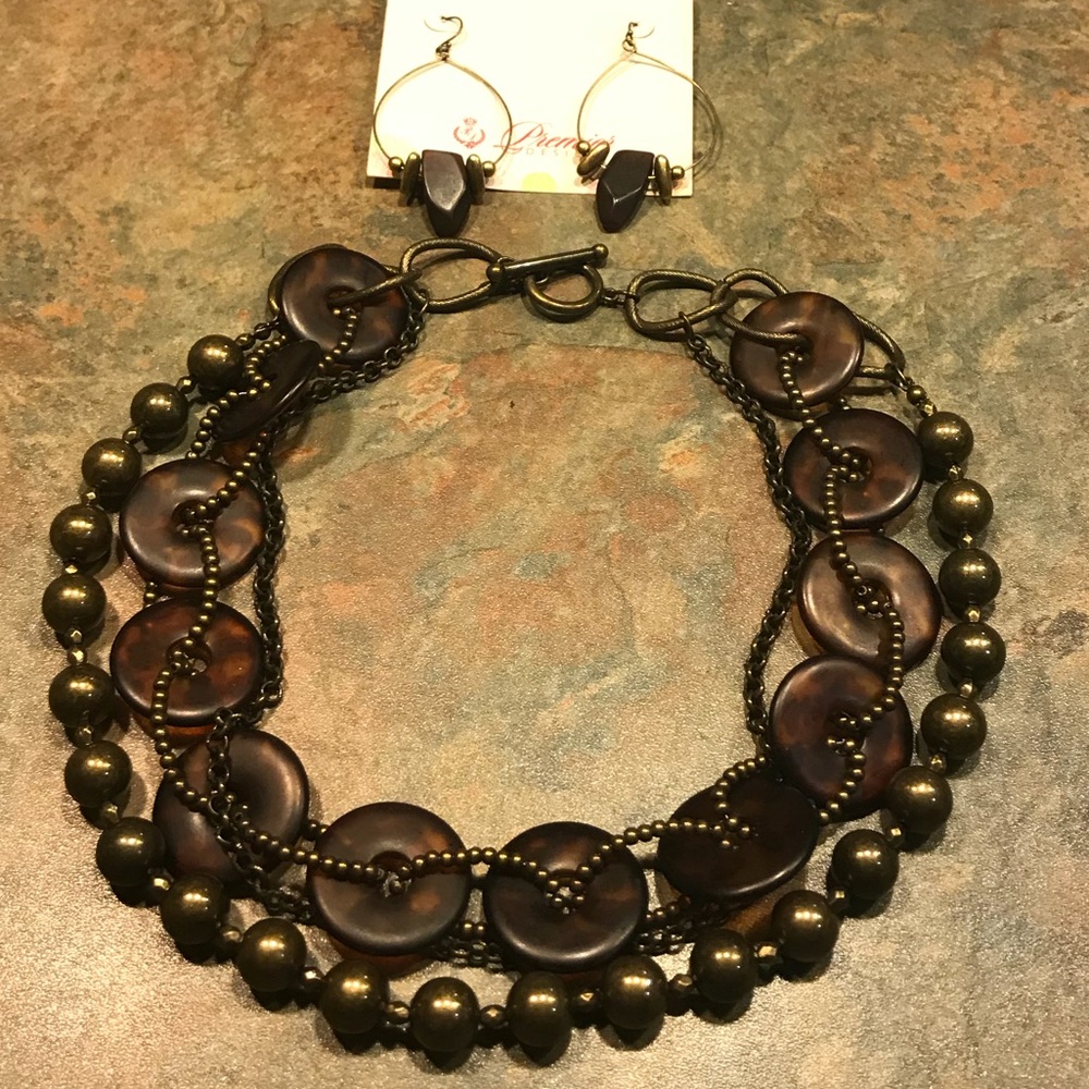 Premier Designs Leopard Earring & Necklace Set